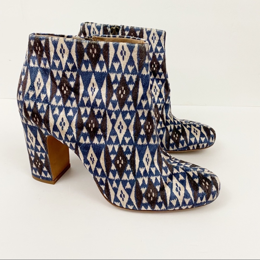 Madewell • Nealy Velvet Boots